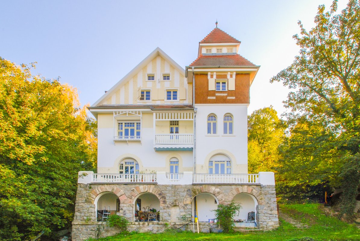  Alsbach, wunderschöne Jugendstilvilla mit Türmchen (Exposé 1124) - Oliver Reifferscheid - Immobilienmakler Darmstadt