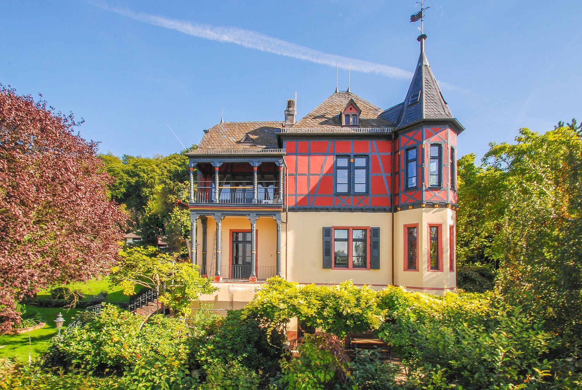 Bergstraße Gründerzeitvilla in oberster Hanglage mit Blick - Oliver Reifferscheid - Immobilienmakler Darmstadt