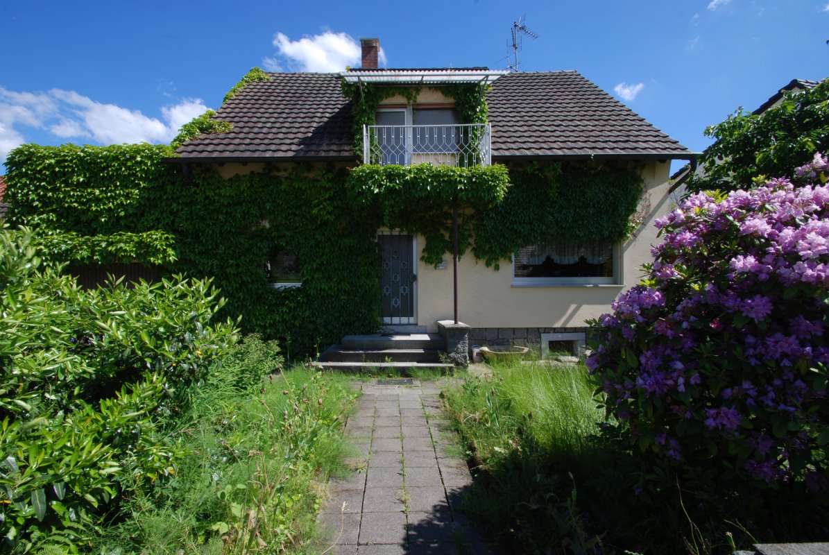  Fürth, preiswertes Haus mit gr. Südgarten - Exposé 1335 - Oliver Reifferscheid - Immobilienmakler Darmstadt