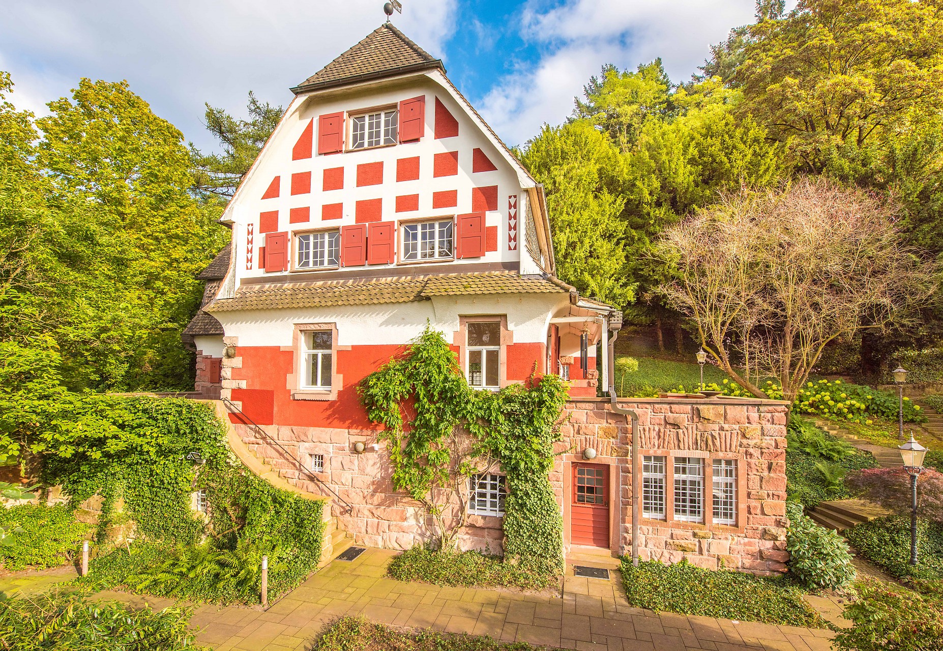 Bensheim Georg Metzendorfs eigene Villa in bester, oberster Hanglage - Exposé 1616 - Oliver Reifferscheid - Immobilienmakler Darmstadt