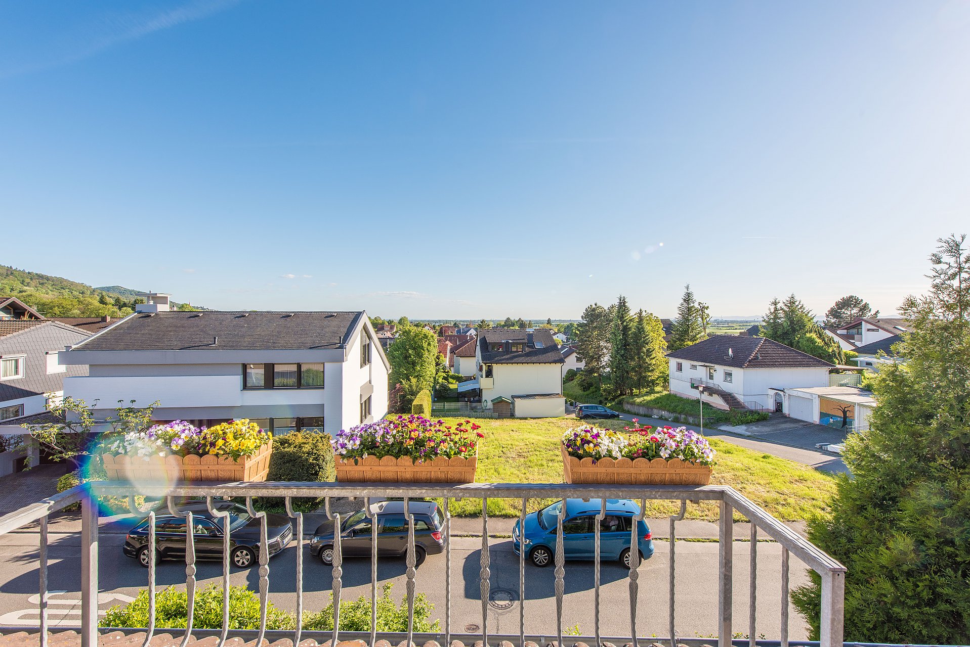 Hirschberg Schöne Dachgeschoßwohnung mit Blick - Oliver Reifferscheid - Immobilienmakler Darmstadt