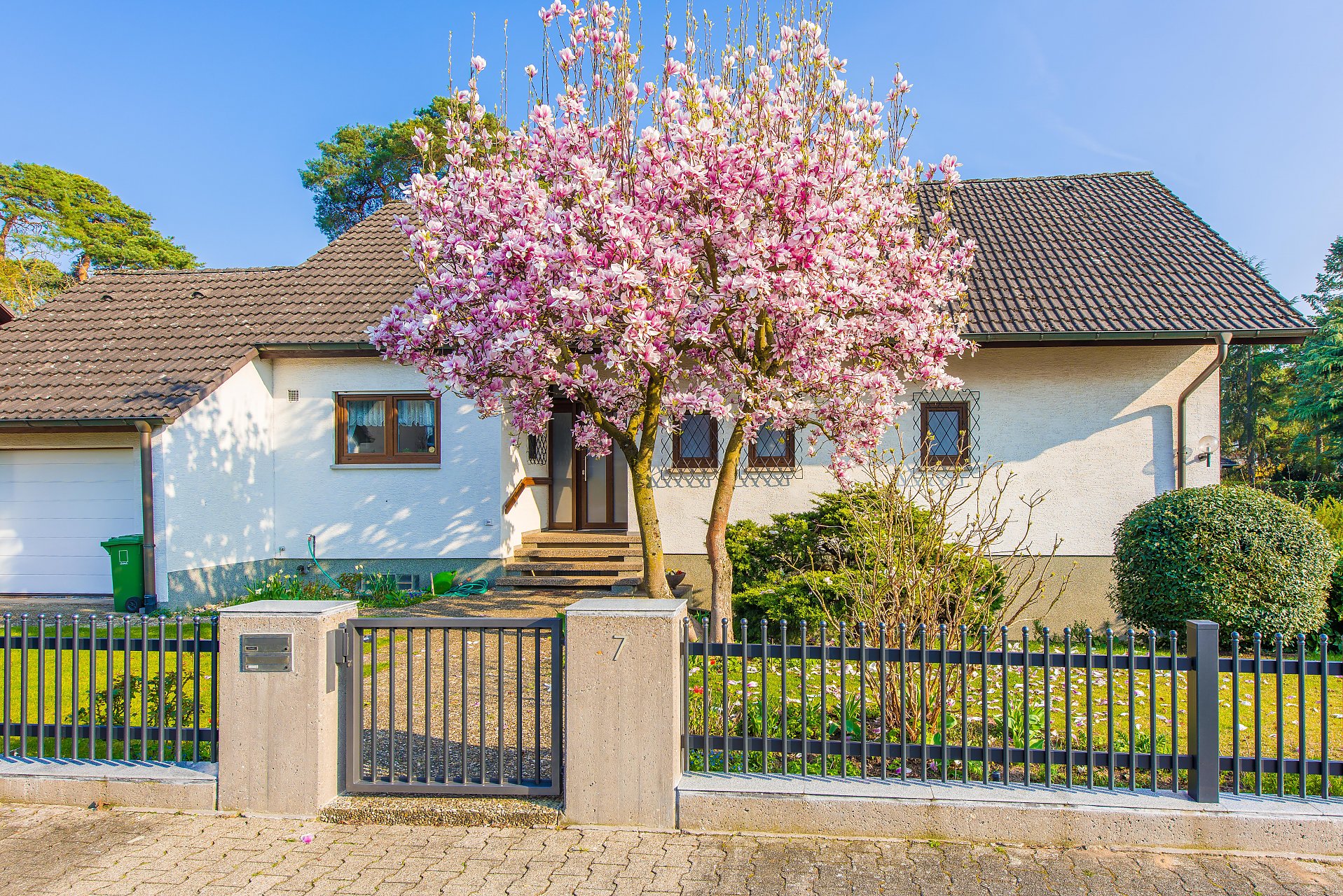 Bickenbach Einfamilienhaus im Villenformat in sehr guter sehr ruhiger Lage - Oliver Reifferscheid - Immobilienmakler Darmstadt