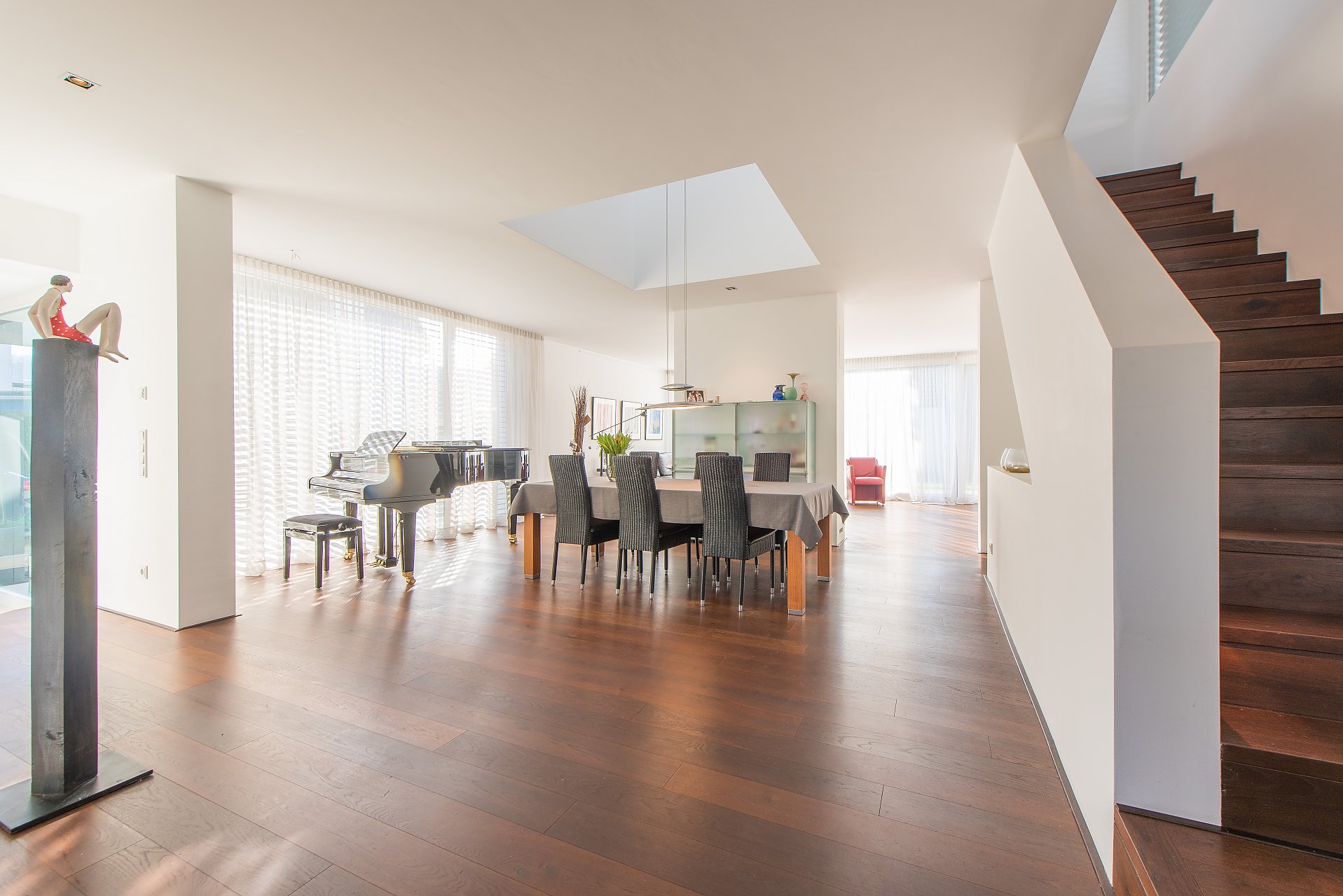 Bensheim Quadratisch, praktisch, überragend, EFH im modernen Bauhausstil - Oliver Reifferscheid - Immobilienmakler Darmstadt