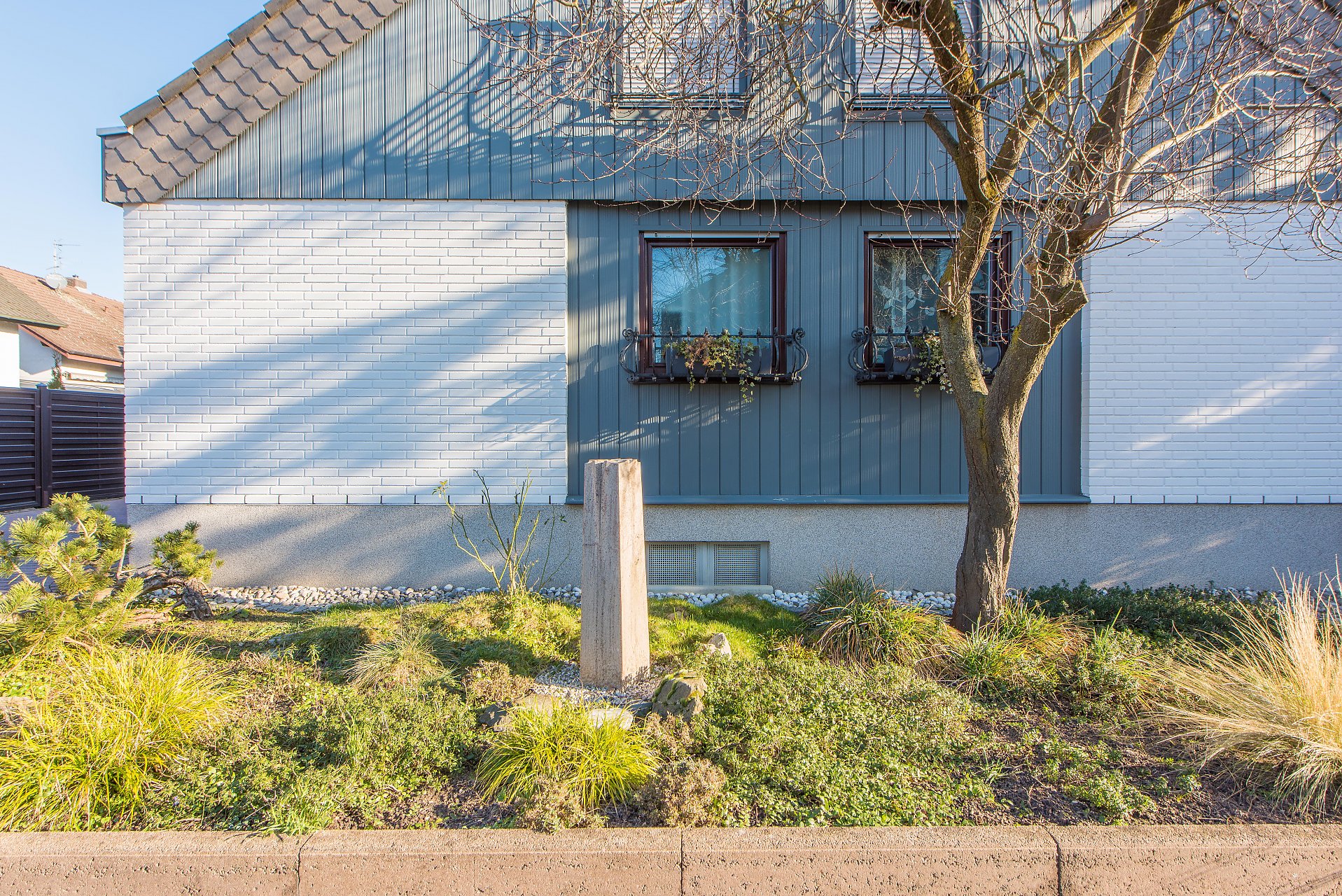 Bürstadt Modernisiertes, ultragepflegetes Einfamilienhaus mit Ausbaureserve im Dach und zusätzlicher Einliegerwohnung - Oliver Reifferscheid - Immobilienmakler Darmstadt