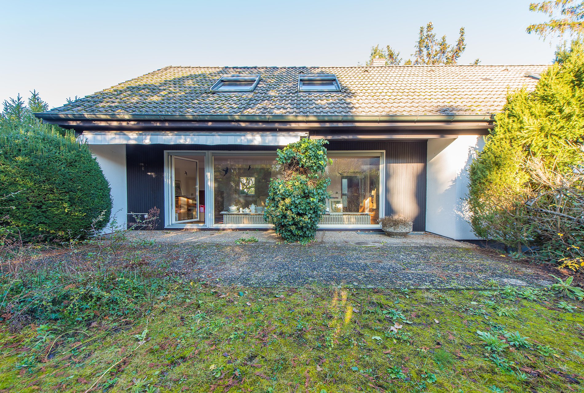 Bickenbach Einfamilienhaus im Bungalowstyle mit vielen Zimmern und großem Garten - Oliver Reifferscheid - Immobilienmakler Darmstadt