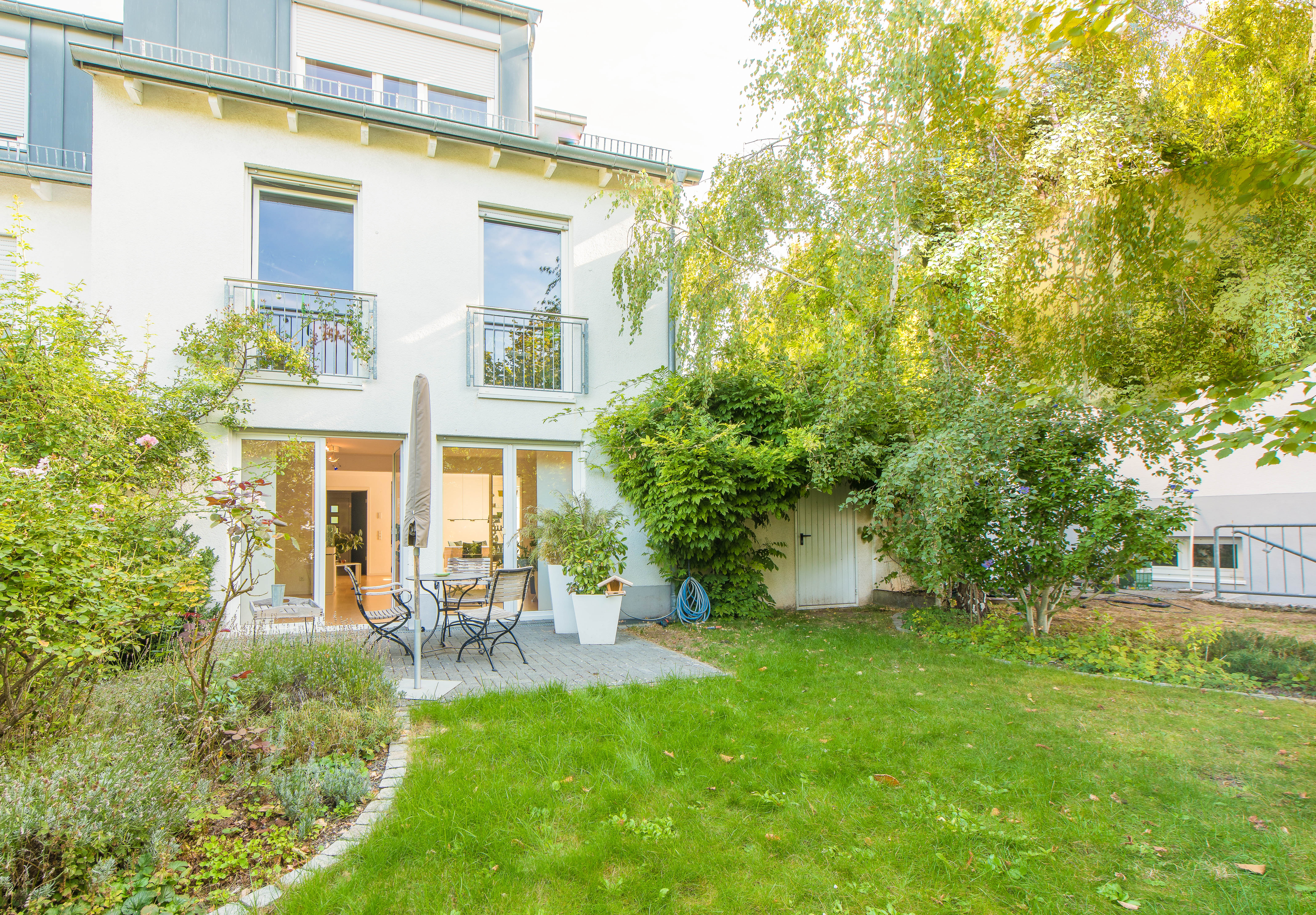 Jugenheim Große, top gepflegte Doppelhaushälfte in sehr guter, mittelhoher Hanglage - Oliver Reifferscheid - Immobilienmakler Darmstadt