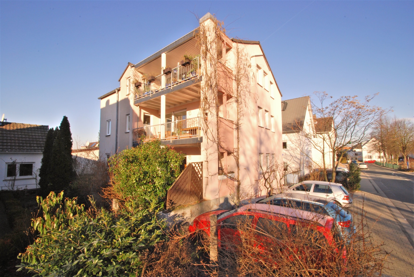 zur Bildergalerie - Griesheim, Wohnung mit Südbalkon (Exposé 1202)