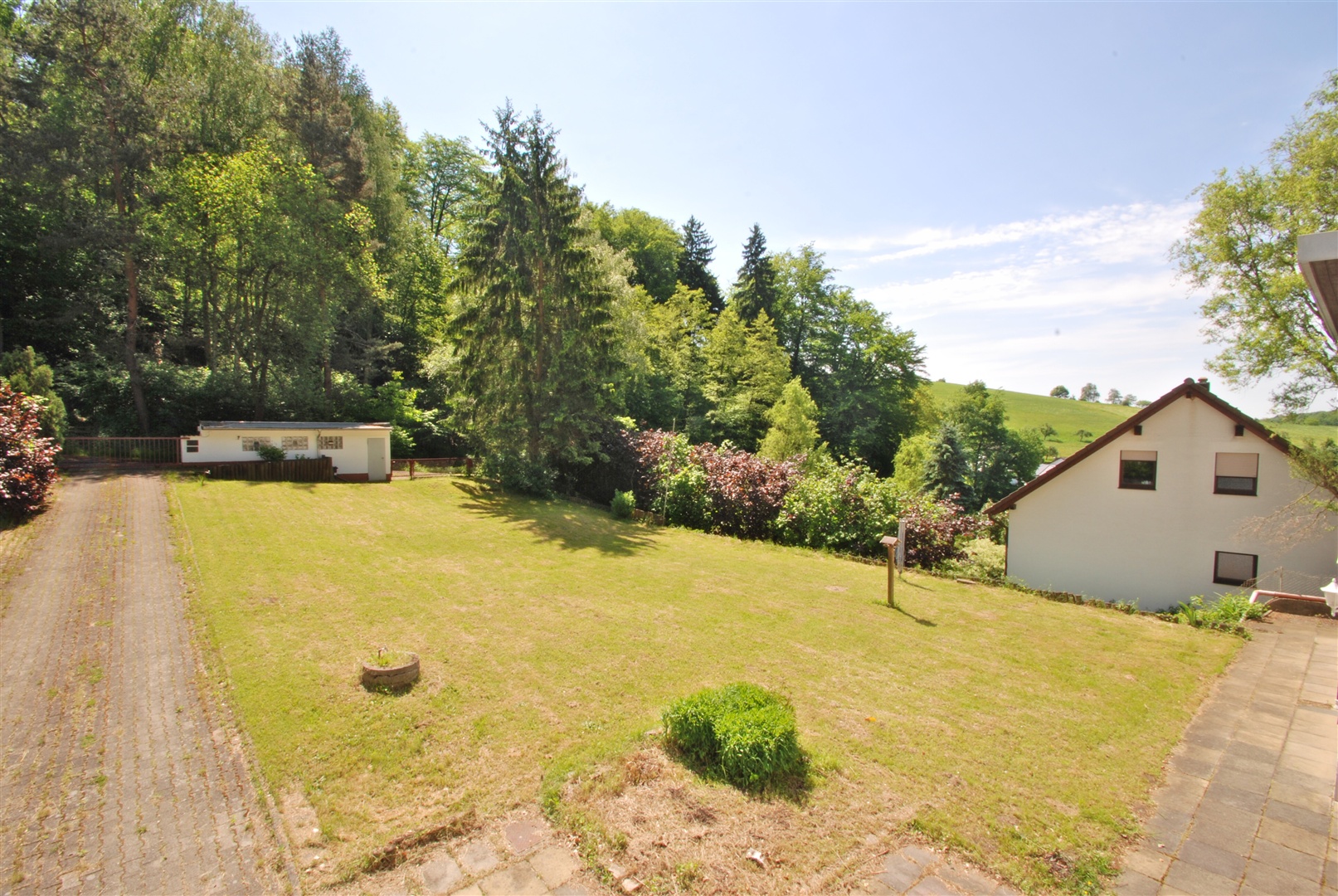 blick von der terrasse im 1. og - Oliver Reifferscheid - Immobilienmakler Darmstadt