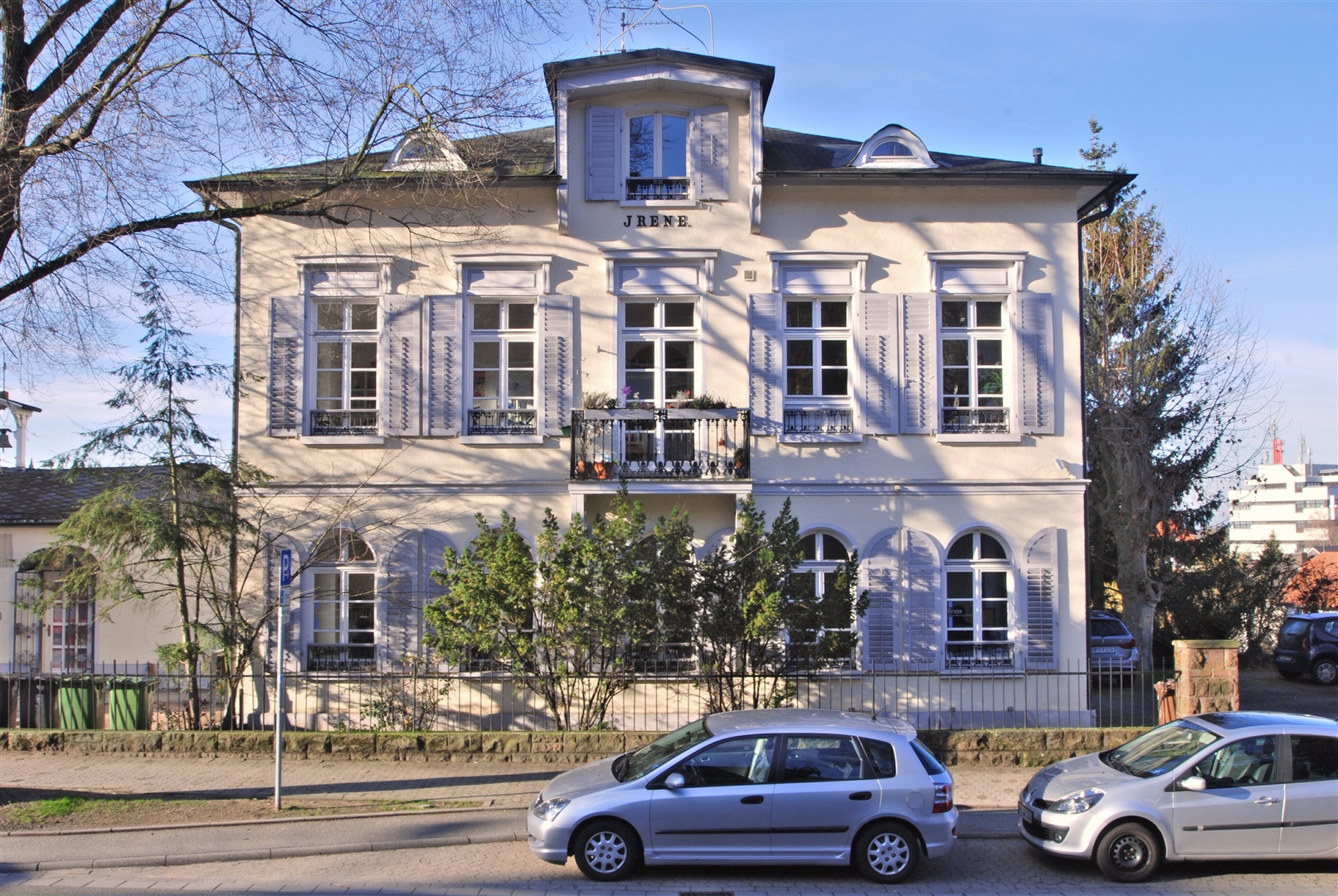klassizistisches büro,- und wohngebäude im bensheimer innenstadtbereich - Oliver Reifferscheid - Immobilienmakler Darmstadt