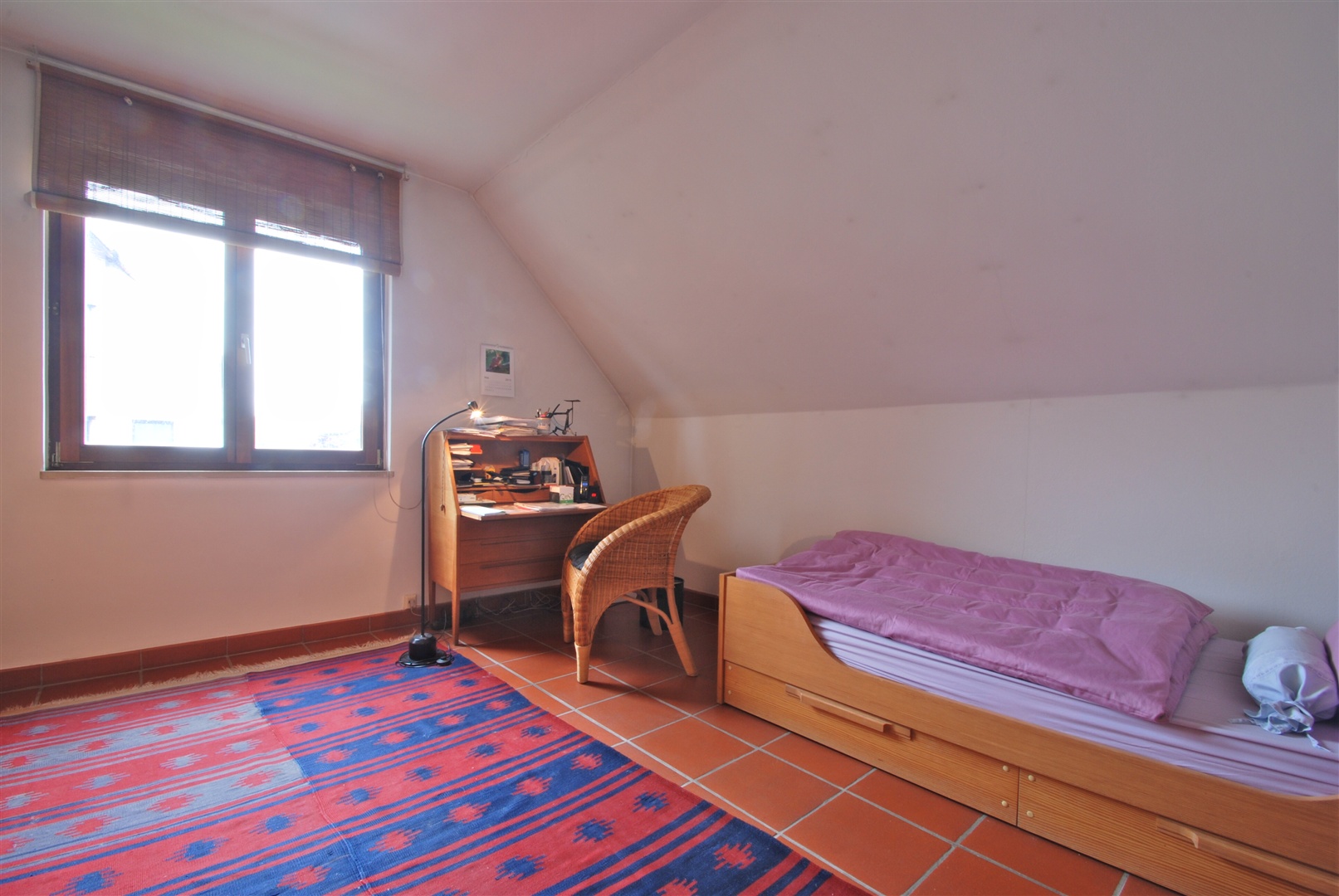 Kinderzimmer im OG mit wohlig warmer Fußbodenheizung. - Oliver Reifferscheid - Immobilienmakler Darmstadt