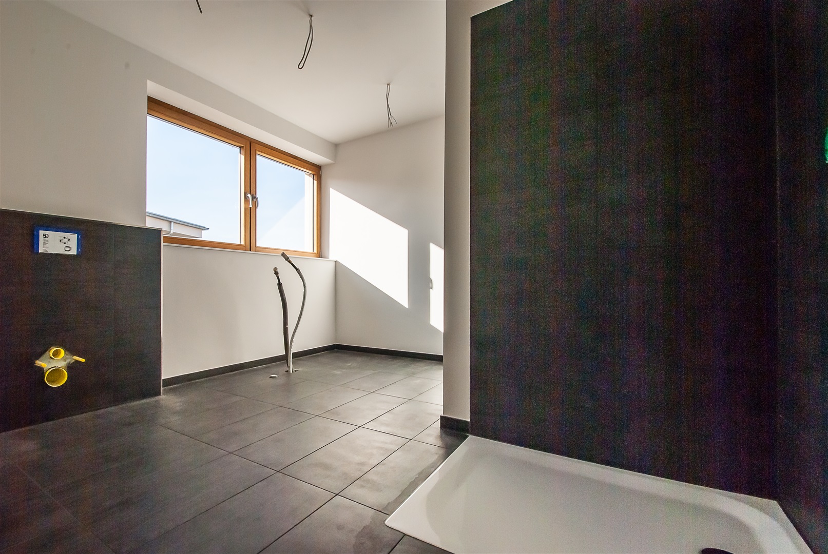 Altersgerechtes Badezimmer mit Saunaniesche - Oliver Reifferscheid - Immobilienmakler Darmstadt