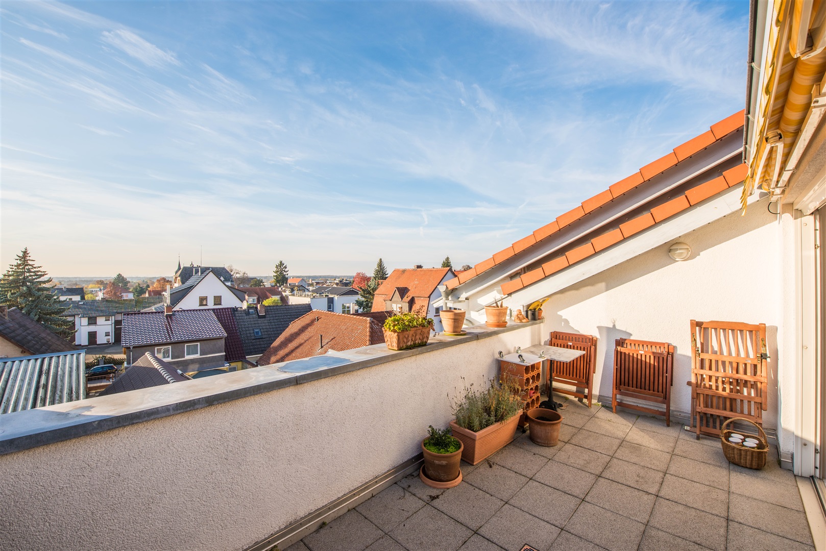 Westterrasse mit Blick - Oliver Reifferscheid - Immobilienmakler Darmstadt
