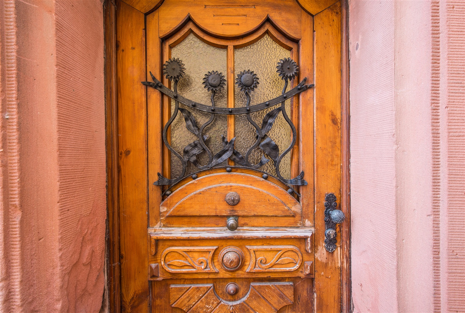 zur Bildergalerie Grünstadt - Omas Gründerzeithäuschen zum Renovieren - Exposé 1631