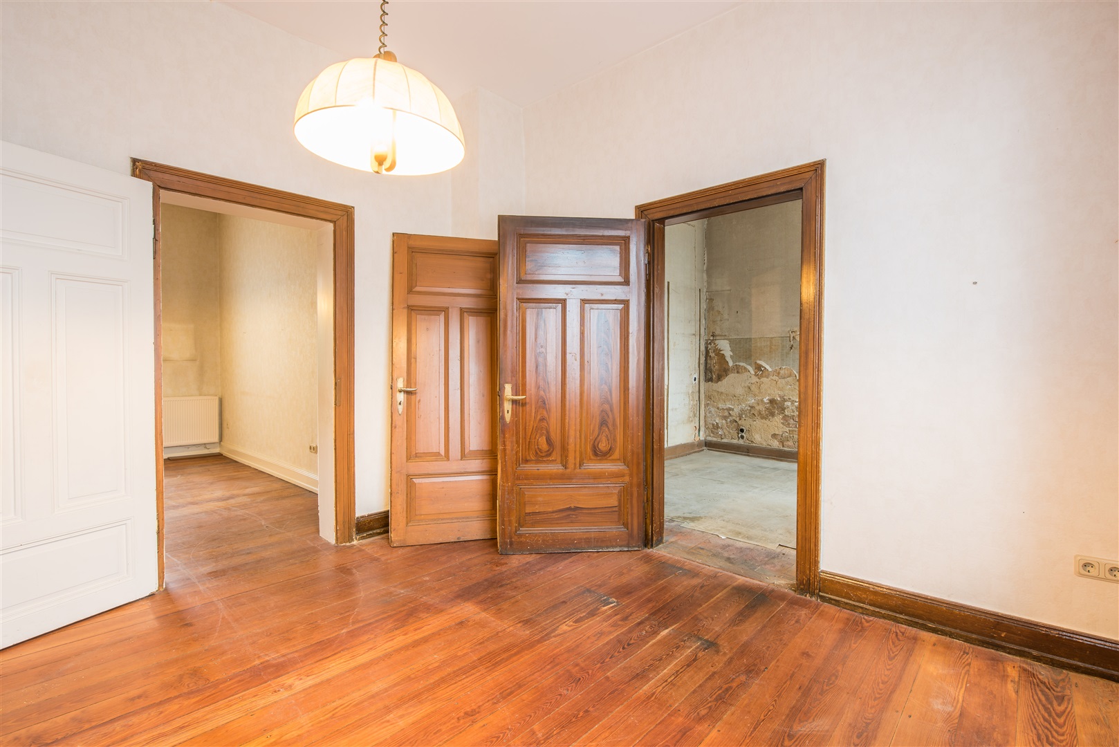 Wunderschöne. Lange, dicke und breite Landhausdielen - Oliver Reifferscheid - Immobilienmakler Darmstadt