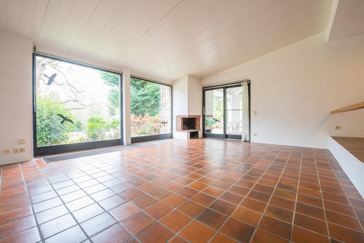 Wohnzimmer direkt auf Gartenniveau - Oliver Reifferscheid - Immobilienmakler Darmstadt