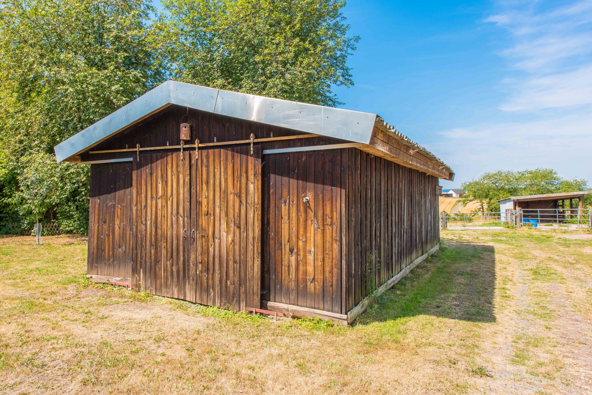Lagerhalle für die berühmten DIES und DAS - Oliver Reifferscheid - Immobilienmakler Darmstadt