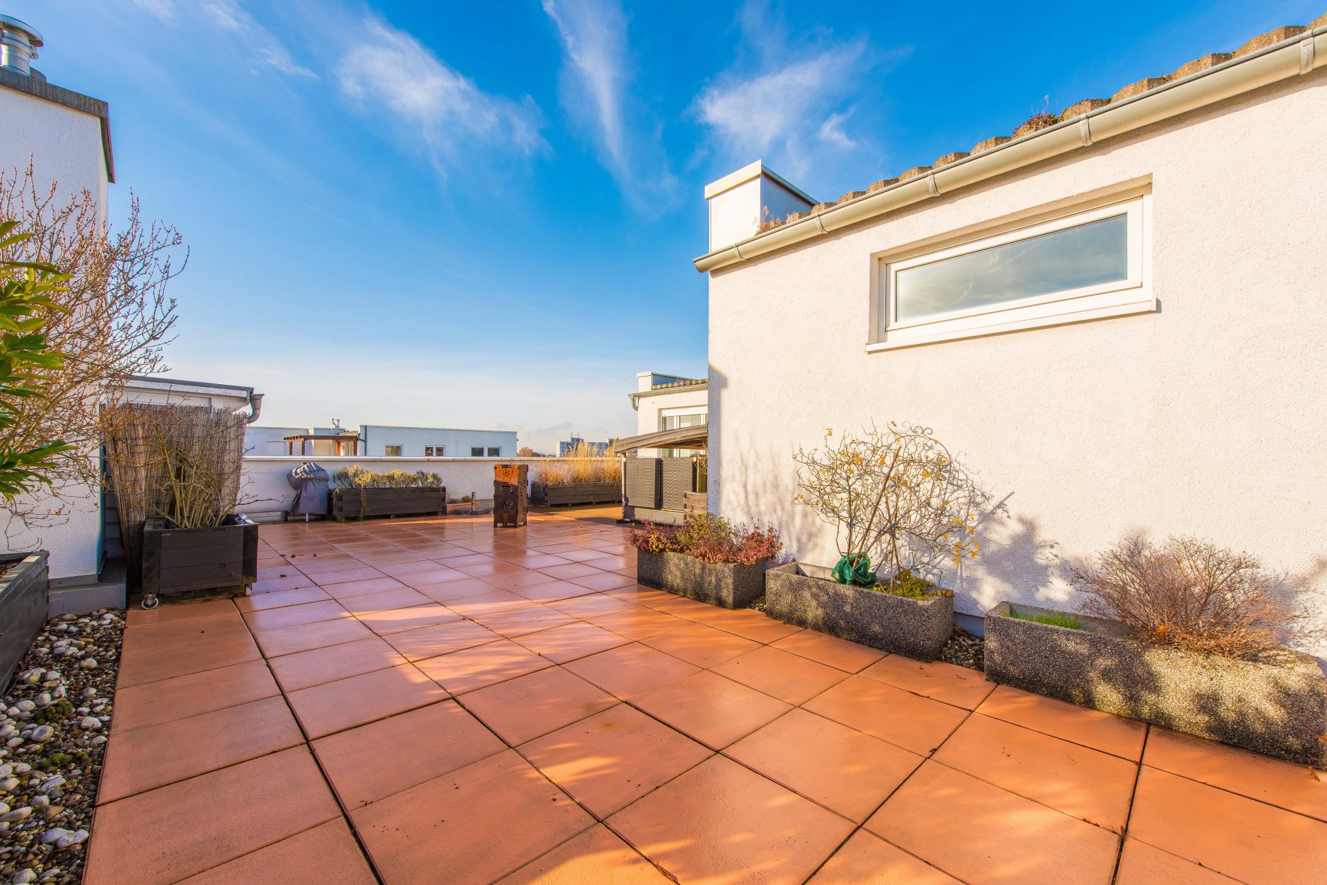 Das private Eckchen für Ihren ganz persönlichen Feierabend mit Sundowner - Oliver Reifferscheid - Immobilienmakler Darmstadt