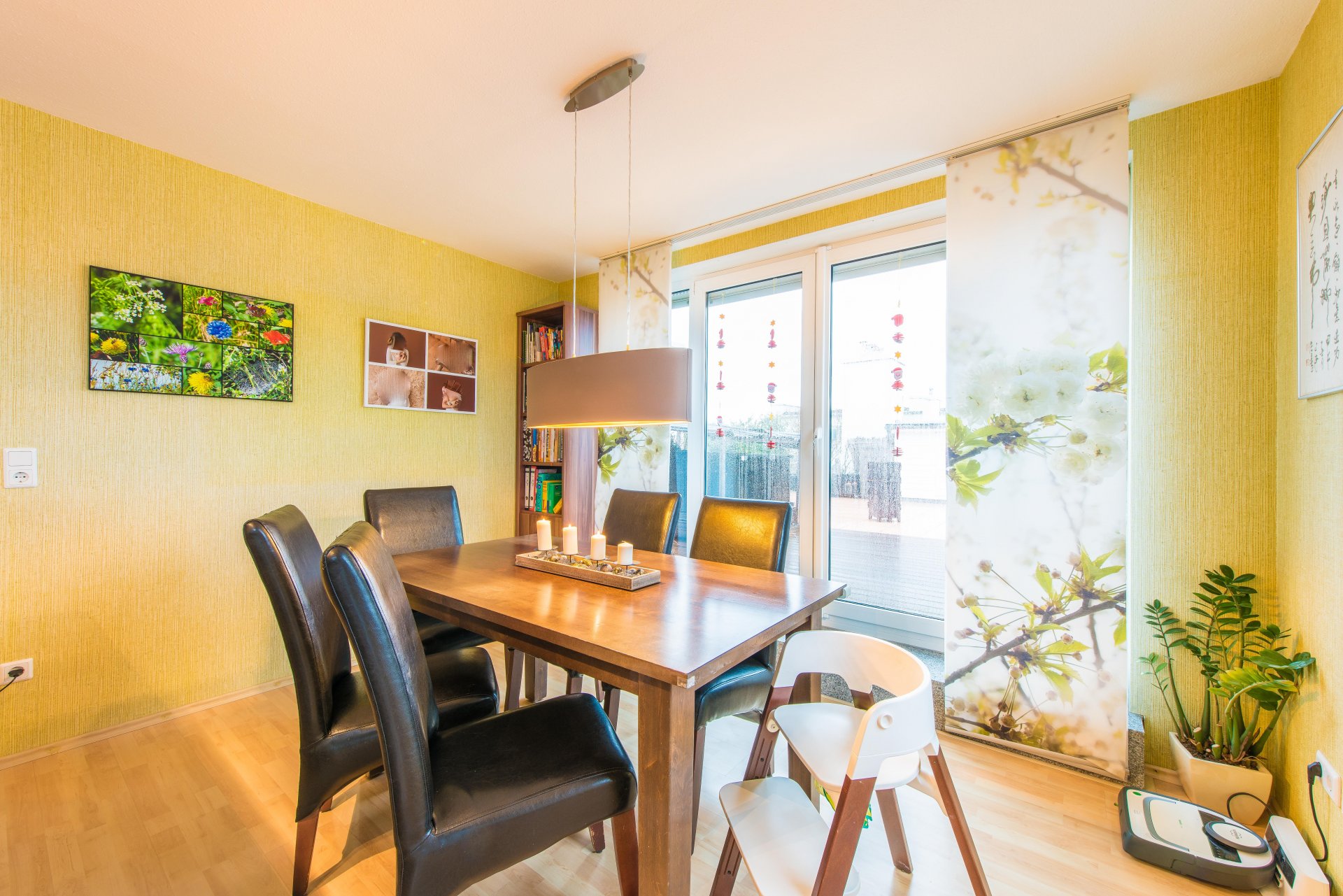 Helle Räume durch bodentiefe Fenstertüren - Oliver Reifferscheid - Immobilienmakler Darmstadt