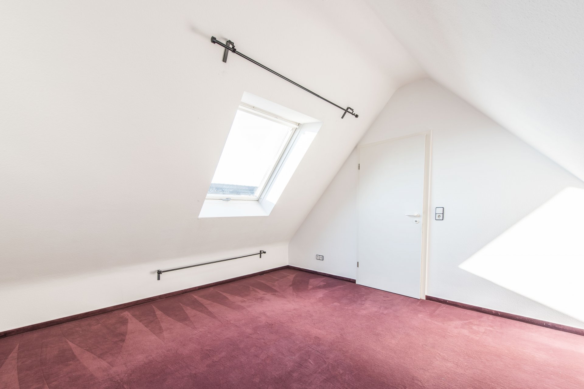 Südfenster macht ordentlich hell - Oliver Reifferscheid - Immobilienmakler Darmstadt