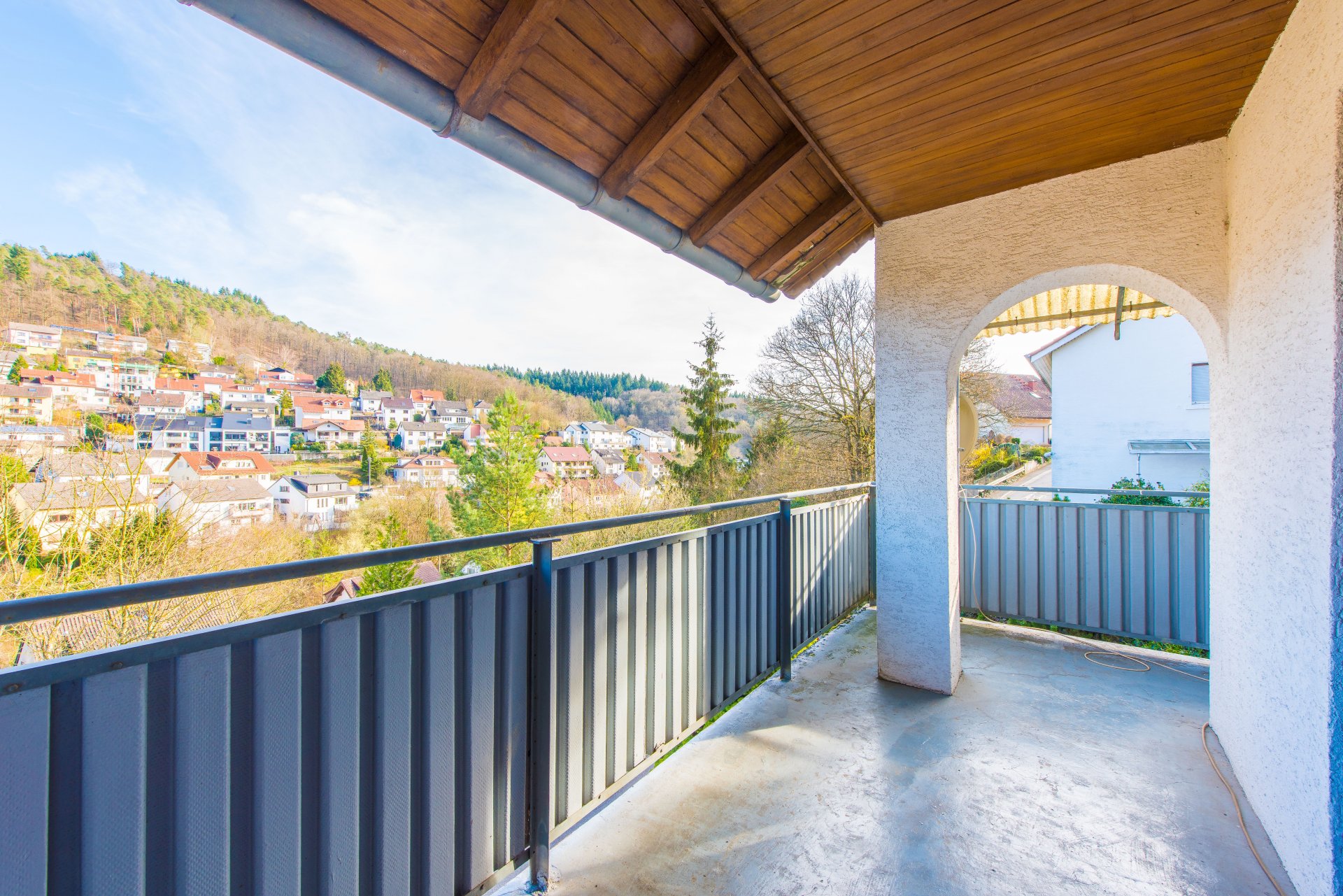Egal welches Wetter, Sie haben das Tal fest im Griff - Oliver Reifferscheid - Immobilienmakler Darmstadt