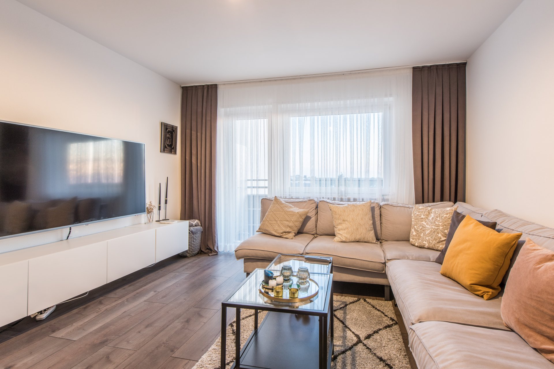 Modernes Laminat als Landhausdiele - Oliver Reifferscheid - Immobilienmakler Darmstadt