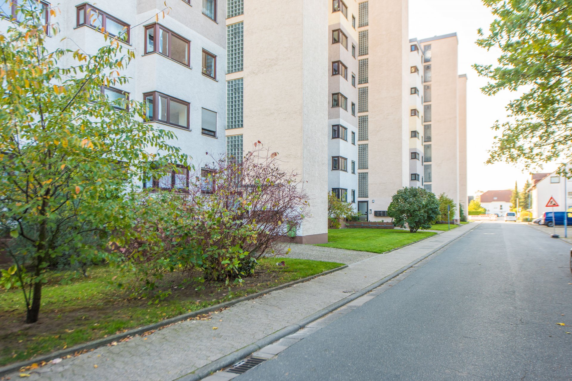 Gepflegter Vorgarten - Oliver Reifferscheid - Immobilienmakler Darmstadt