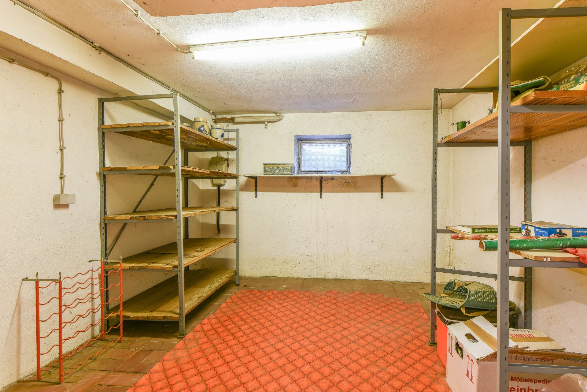 Großer Vorratsraum - Oliver Reifferscheid - Immobilienmakler Darmstadt