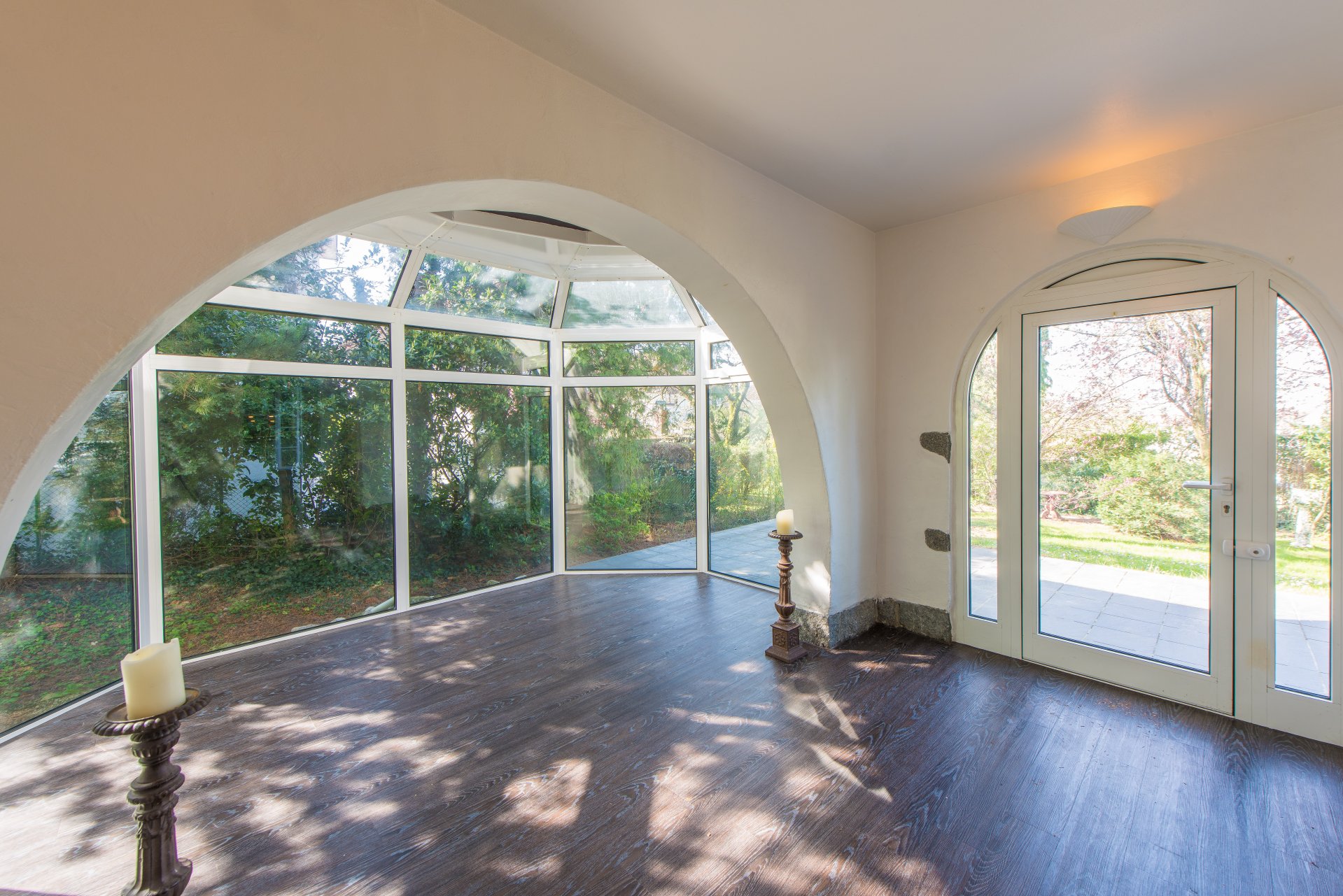 Die ehemalige Terrasse wurde gekonnt in einen Wintergarten umgewandelt - Oliver Reifferscheid - Immobilienmakler Darmstadt