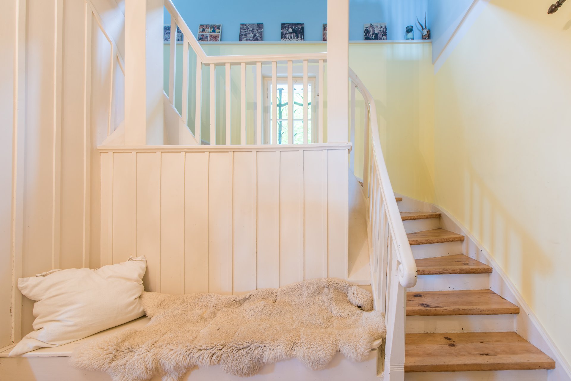 Vermutlich originaler Treppenaufgang - Oliver Reifferscheid - Immobilienmakler Darmstadt