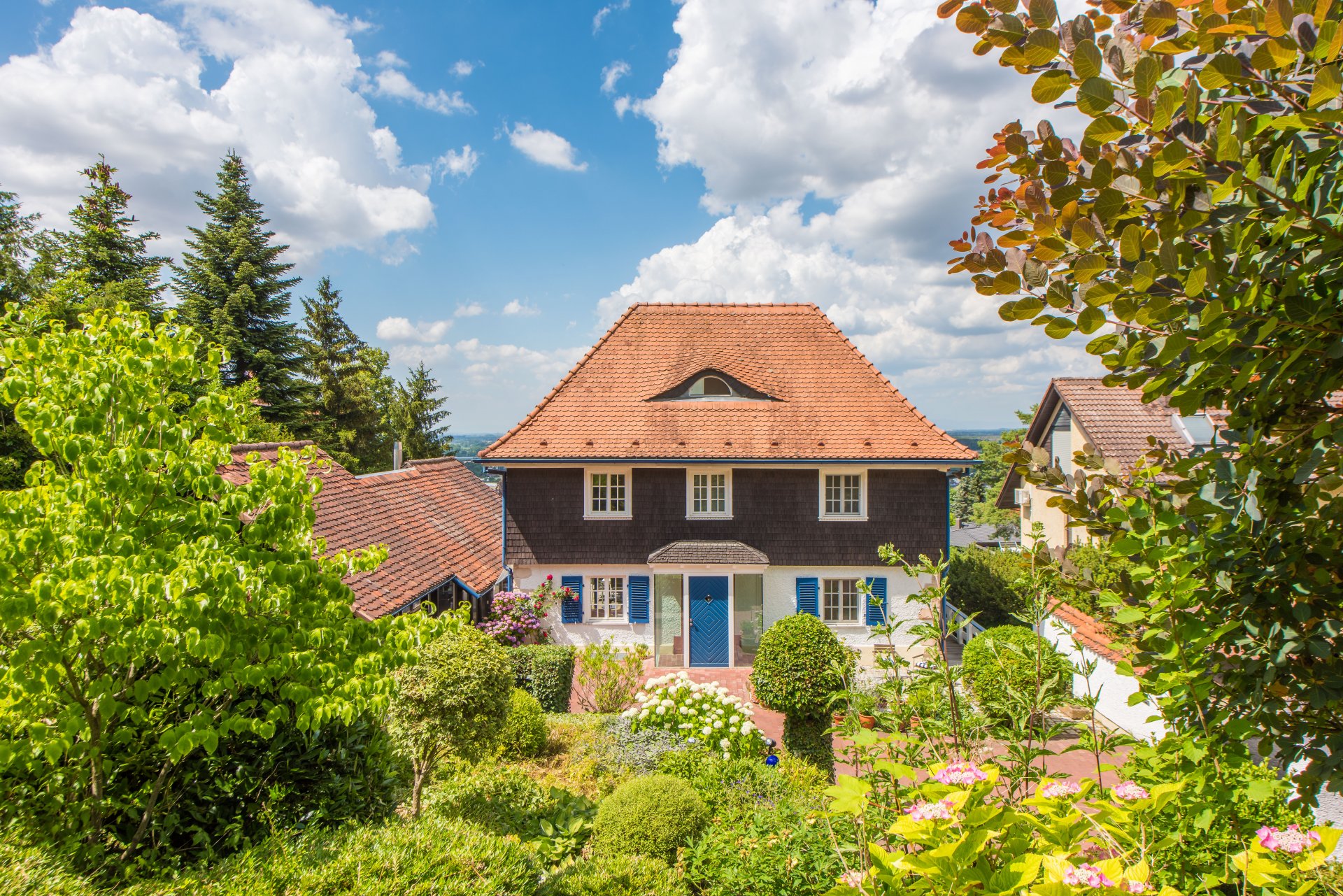 Ein weiteres Grundstück kann hinzugekauft werden - Oliver Reifferscheid - Immobilienmakler Darmstadt