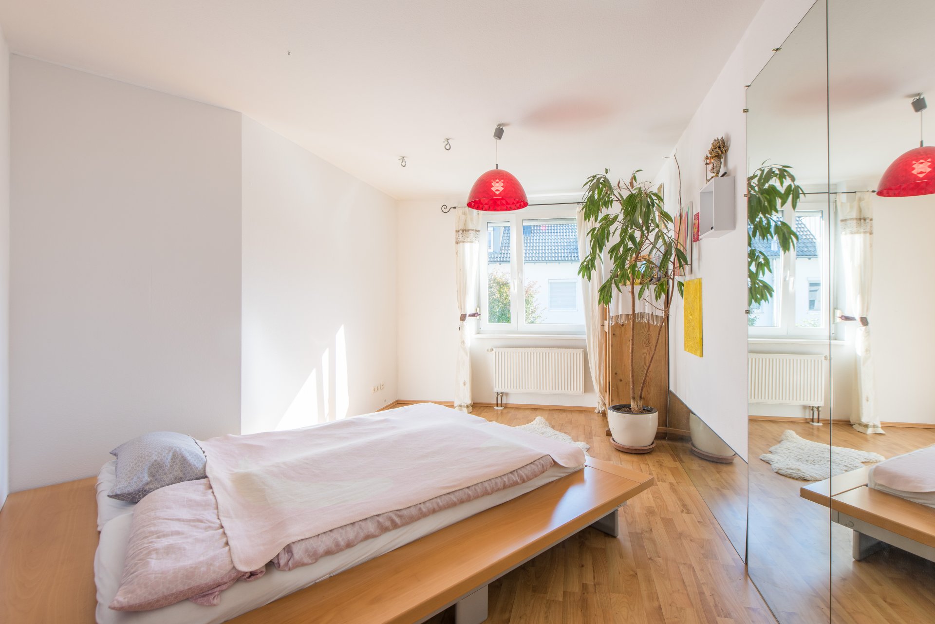 Elternschlafzimmer - Oliver Reifferscheid - Immobilienmakler Darmstadt