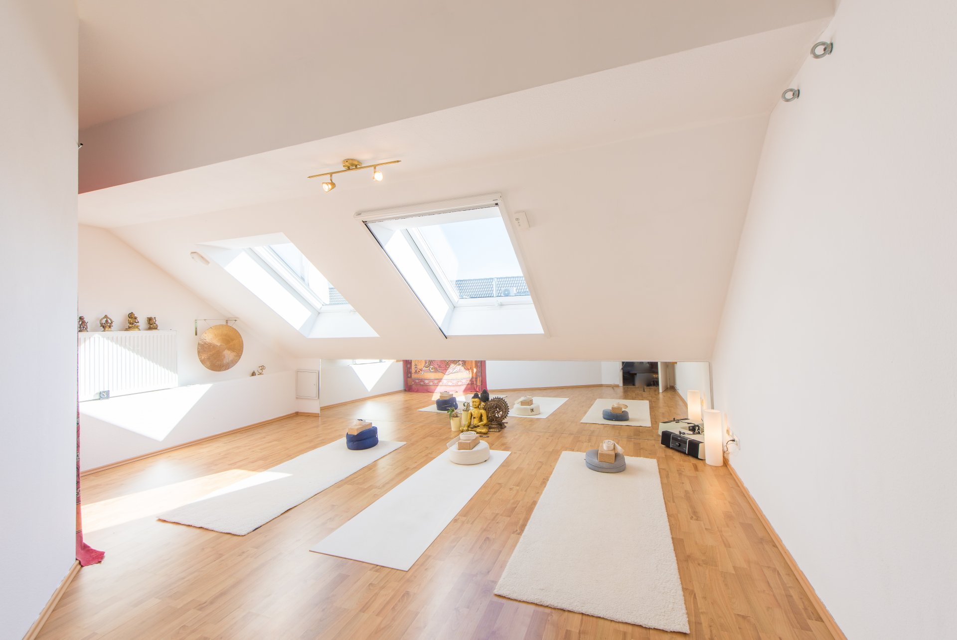 Yoga macht fit und schön - Oliver Reifferscheid - Immobilienmakler Darmstadt