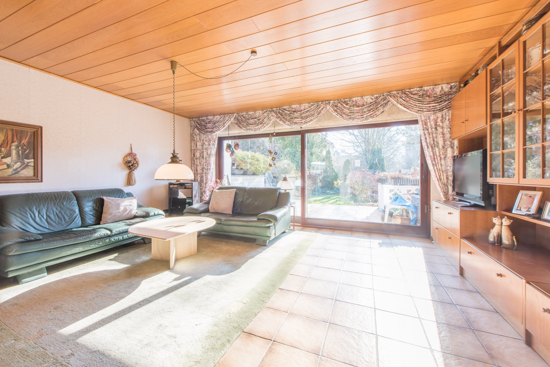 Raumbreite, bodentiefe Fenster - Oliver Reifferscheid - Immobilienmakler Darmstadt