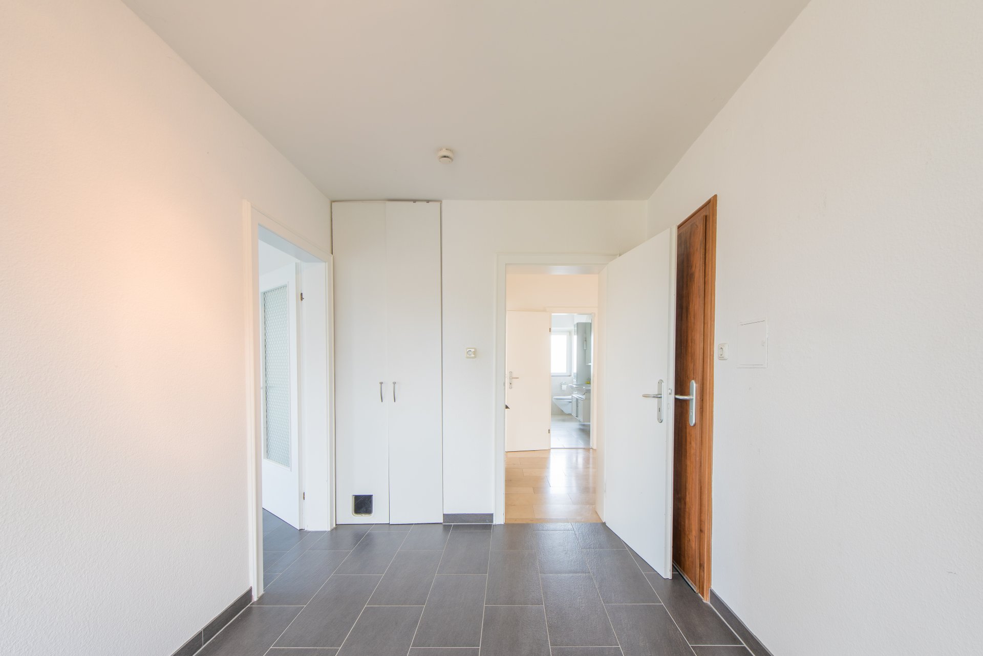 Zwischenflur - Oliver Reifferscheid - Immobilienmakler Darmstadt