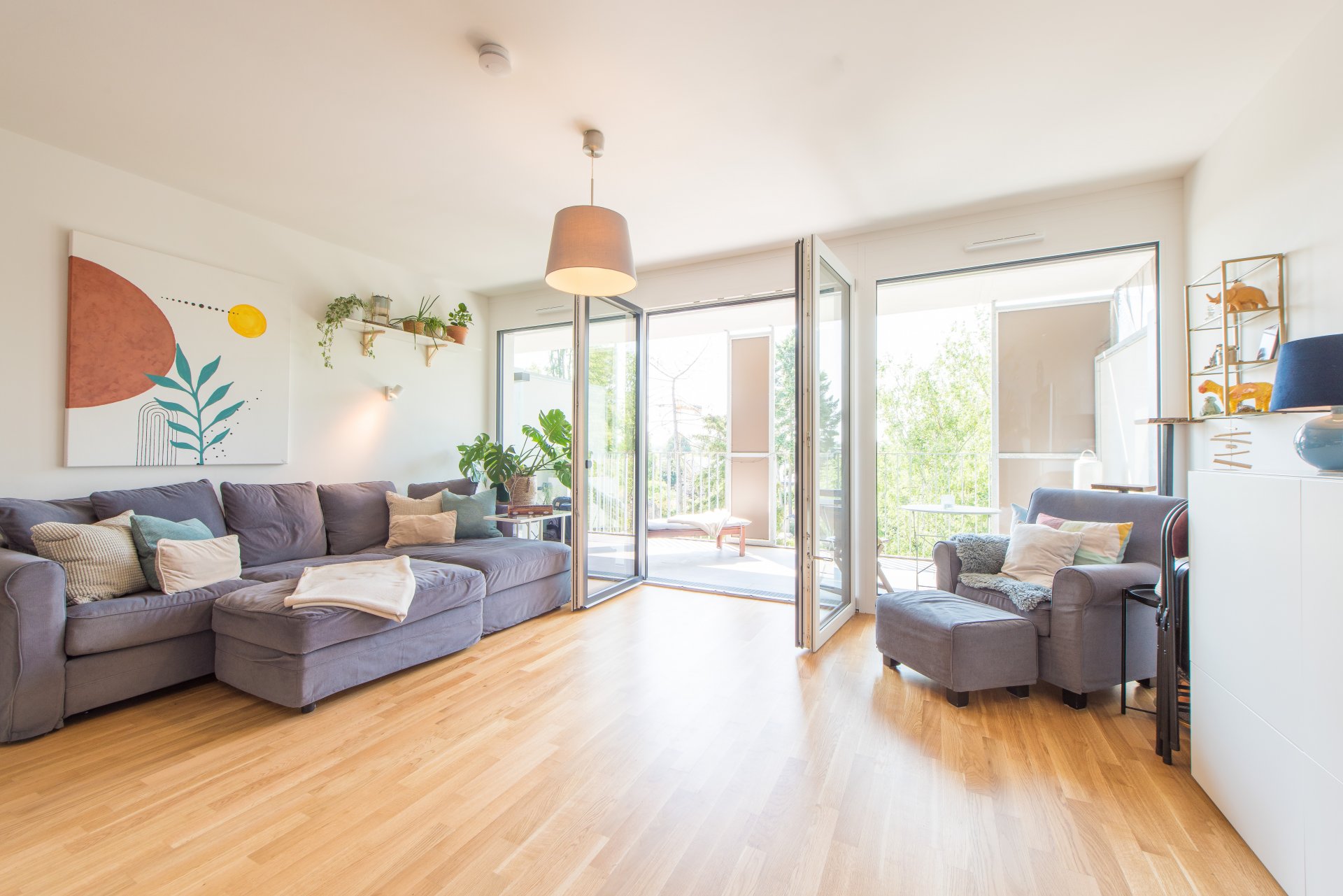 Schwellenlos verlegter Parkett in der ganzen Wohnung - Oliver Reifferscheid - Immobilienmakler Darmstadt