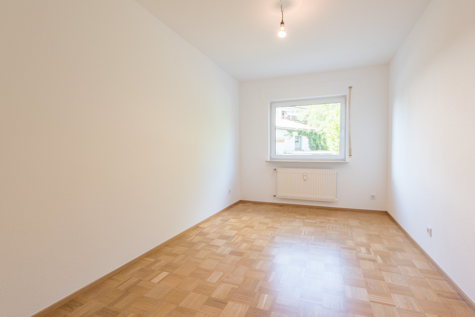 Kinderzimmer direkt neben dem Elternschlafzimmer - Oliver Reifferscheid - Immobilienmakler Darmstadt