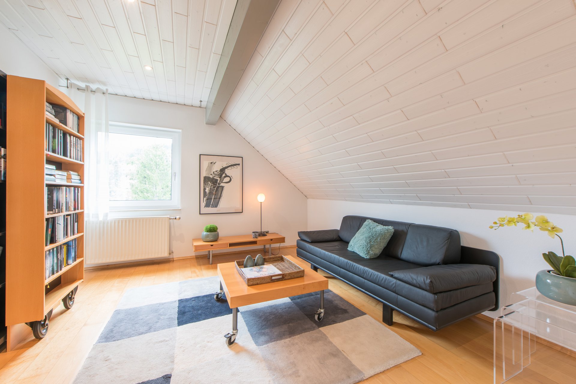Kinderzimmer 1 mit Parkett - Oliver Reifferscheid - Immobilienmakler Darmstadt