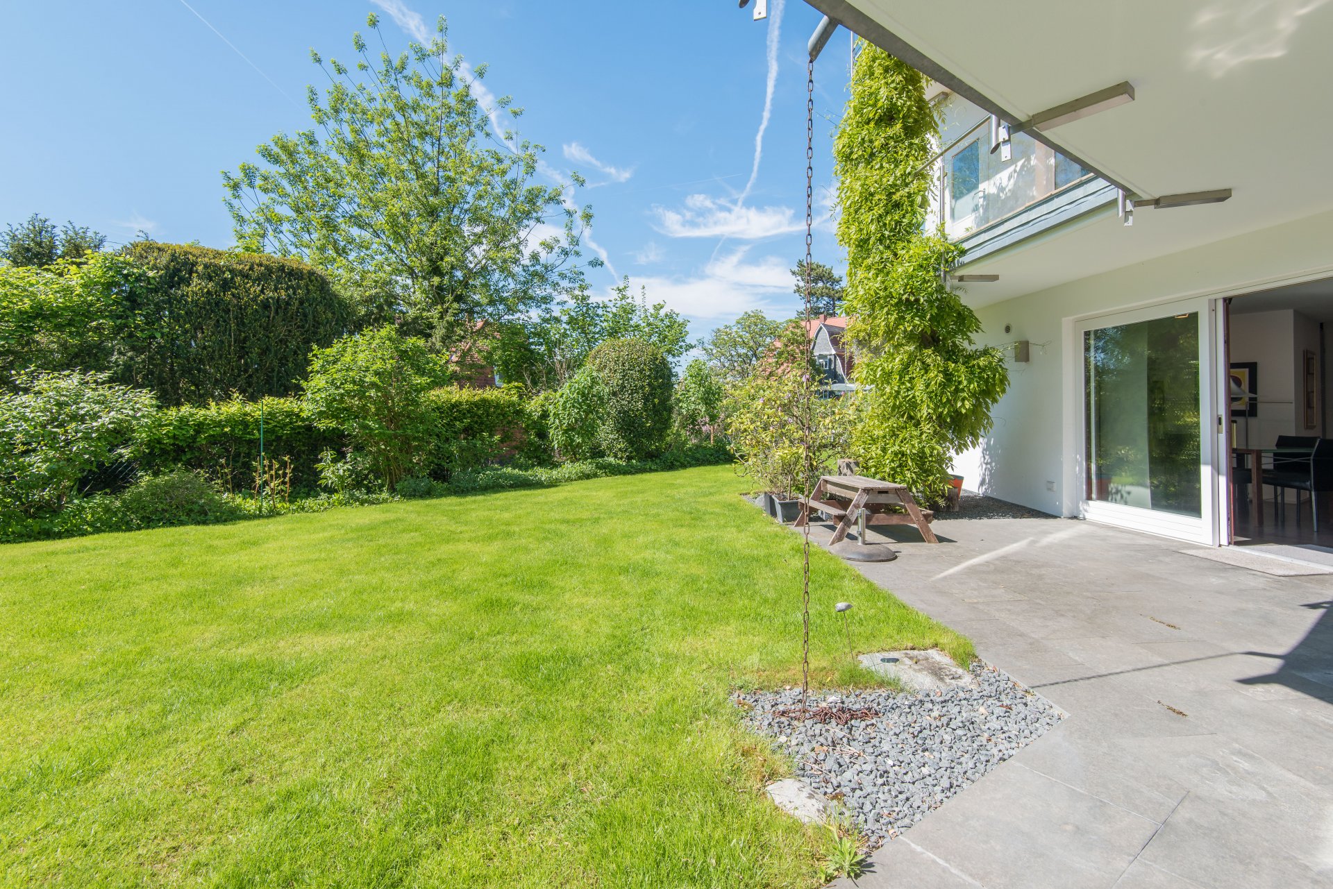 Terrasse der Einliegerwohnung - Oliver Reifferscheid - Immobilienmakler Darmstadt