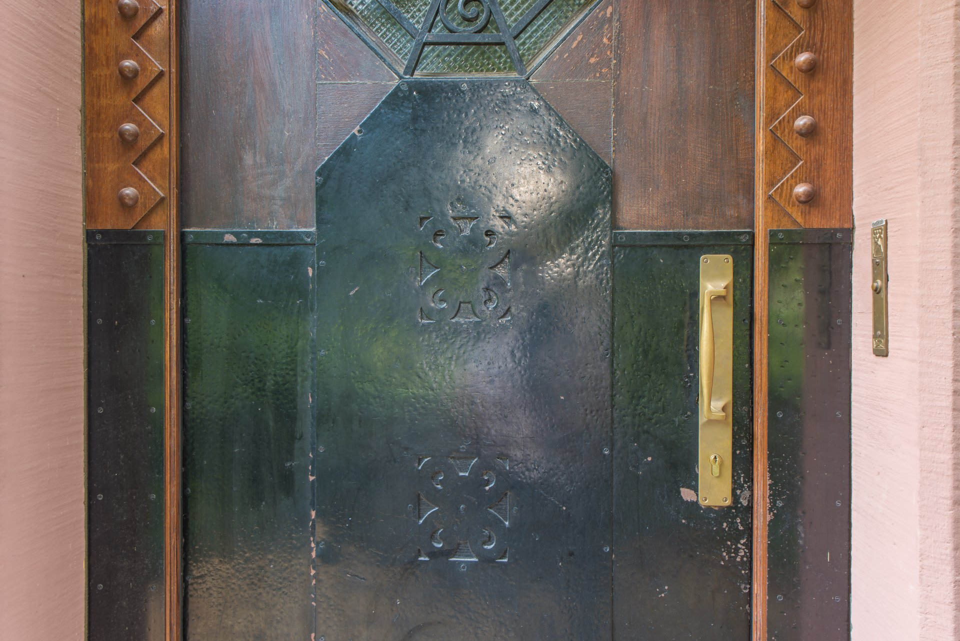 Jugendstiltür passt perfekt zum Hausstil - Oliver Reifferscheid - Immobilienmakler Darmstadt