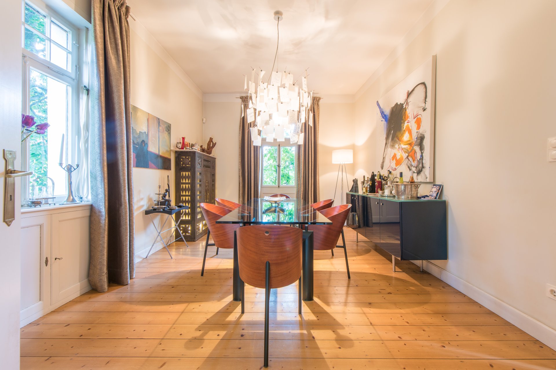 Offener Essbereich mit Balkon zum Garten - Oliver Reifferscheid - Immobilienmakler Darmstadt