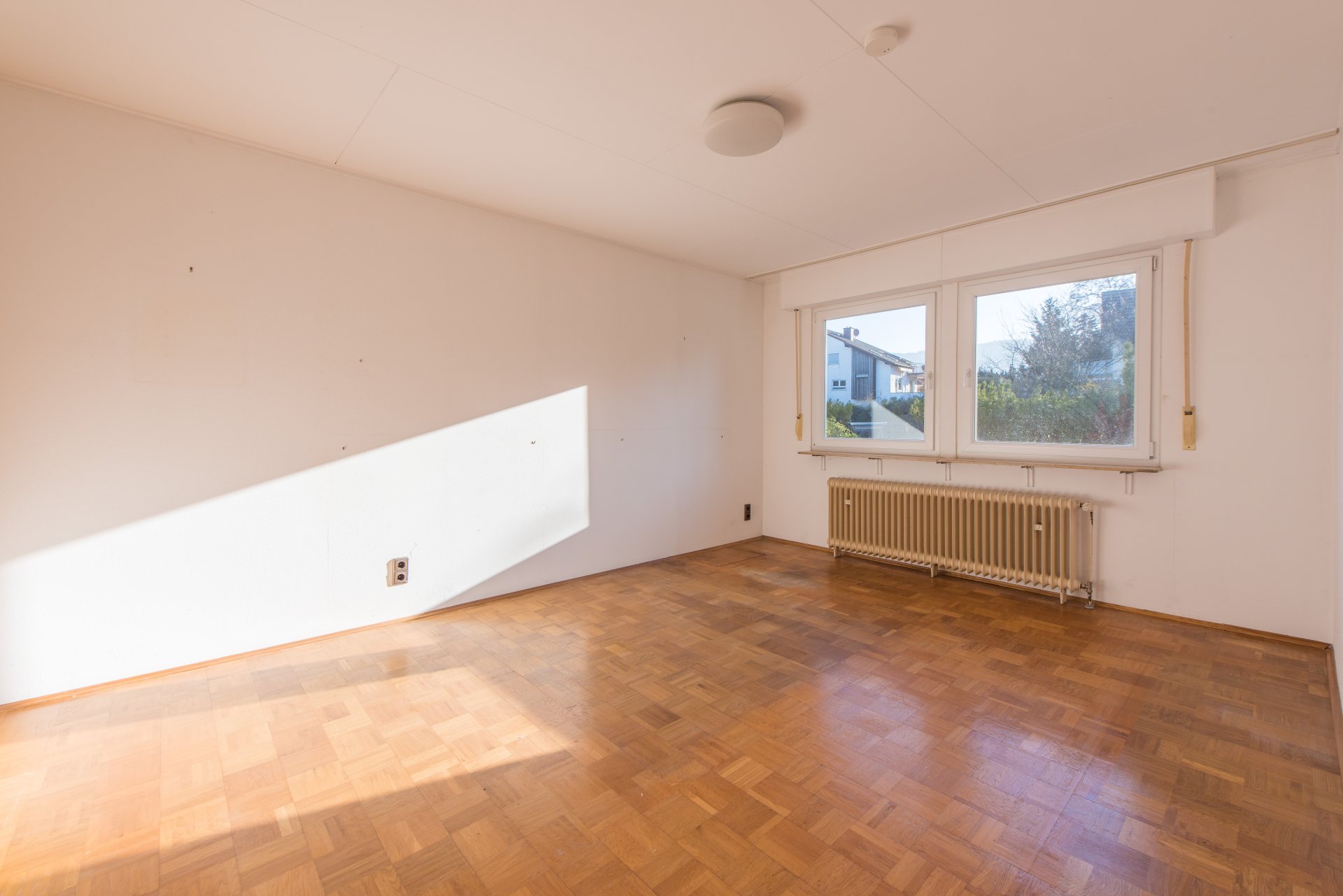 Elternschlafzimmer im EG, fast schwellenlos zu erreichen - Oliver Reifferscheid - Immobilienmakler Darmstadt