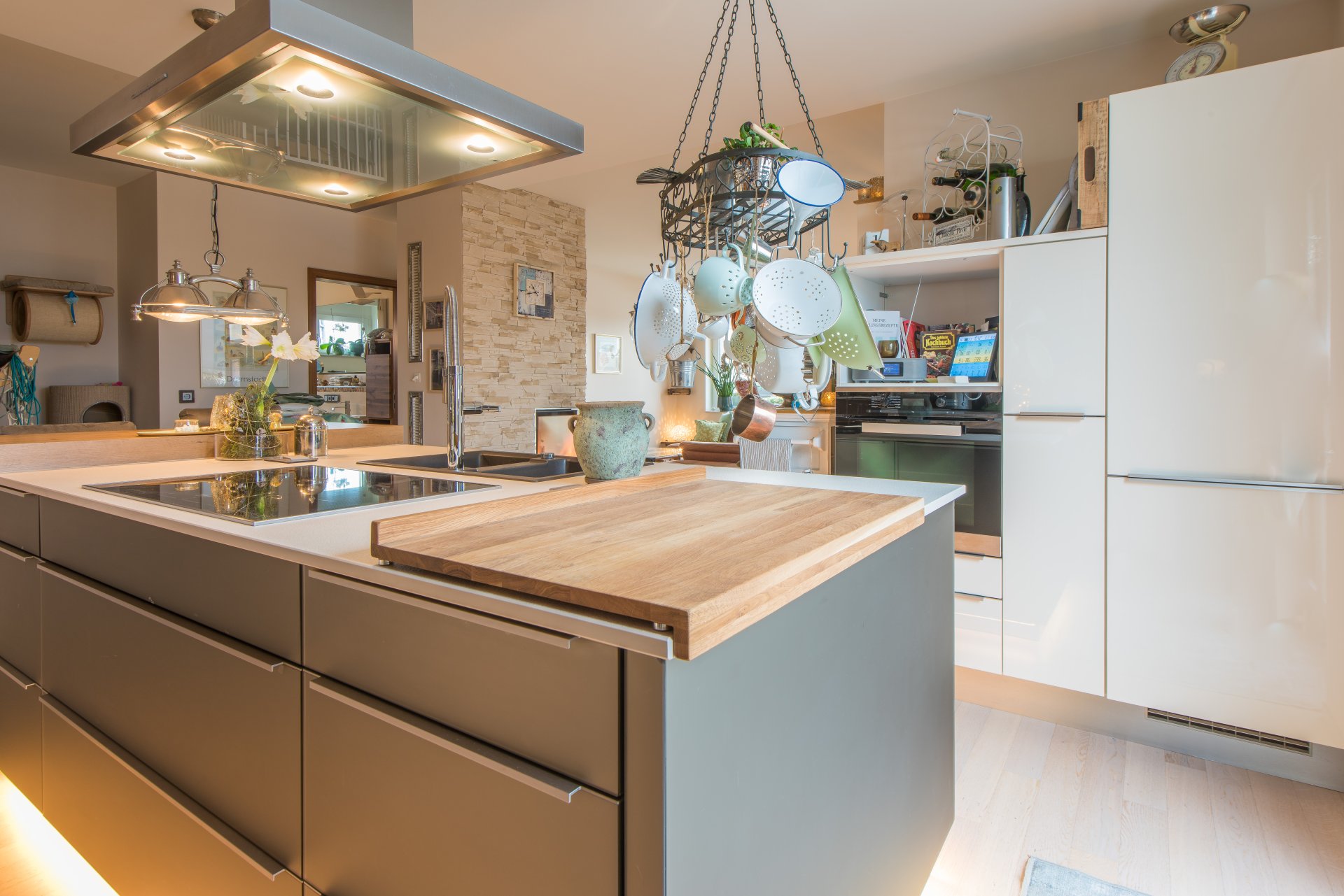 Keinen Streit um Platz in der Küche - Oliver Reifferscheid - Immobilienmakler Darmstadt