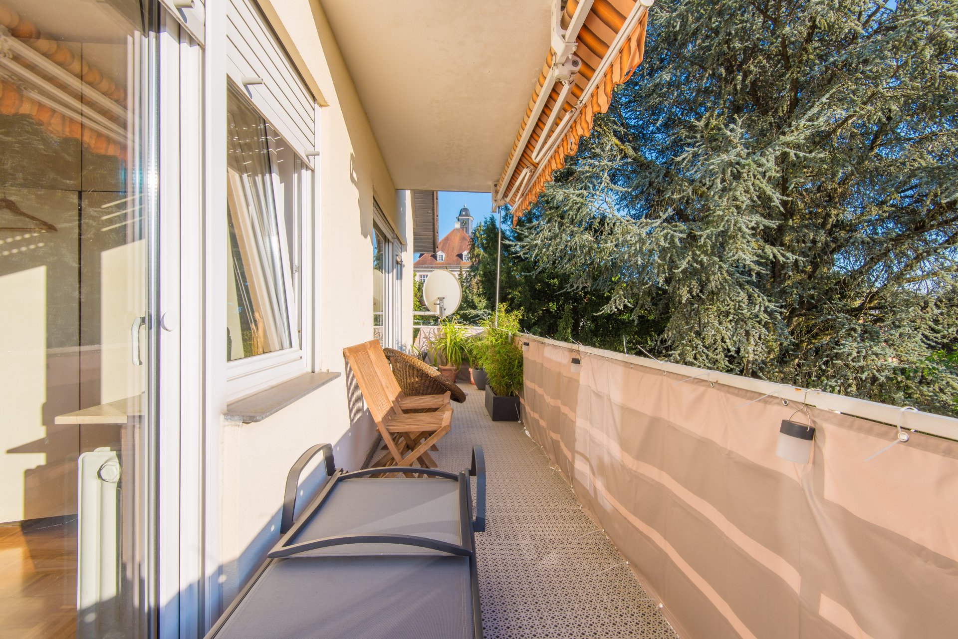 Westbalkon vor Wohn- und Schlafzimmer, herrlich - Oliver Reifferscheid - Immobilienmakler Darmstadt