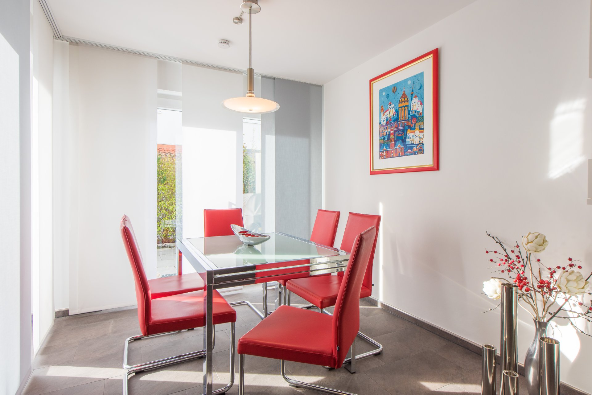 Essbereich von zwei großen Fensterfronten umgeben - Oliver Reifferscheid - Immobilienmakler Darmstadt