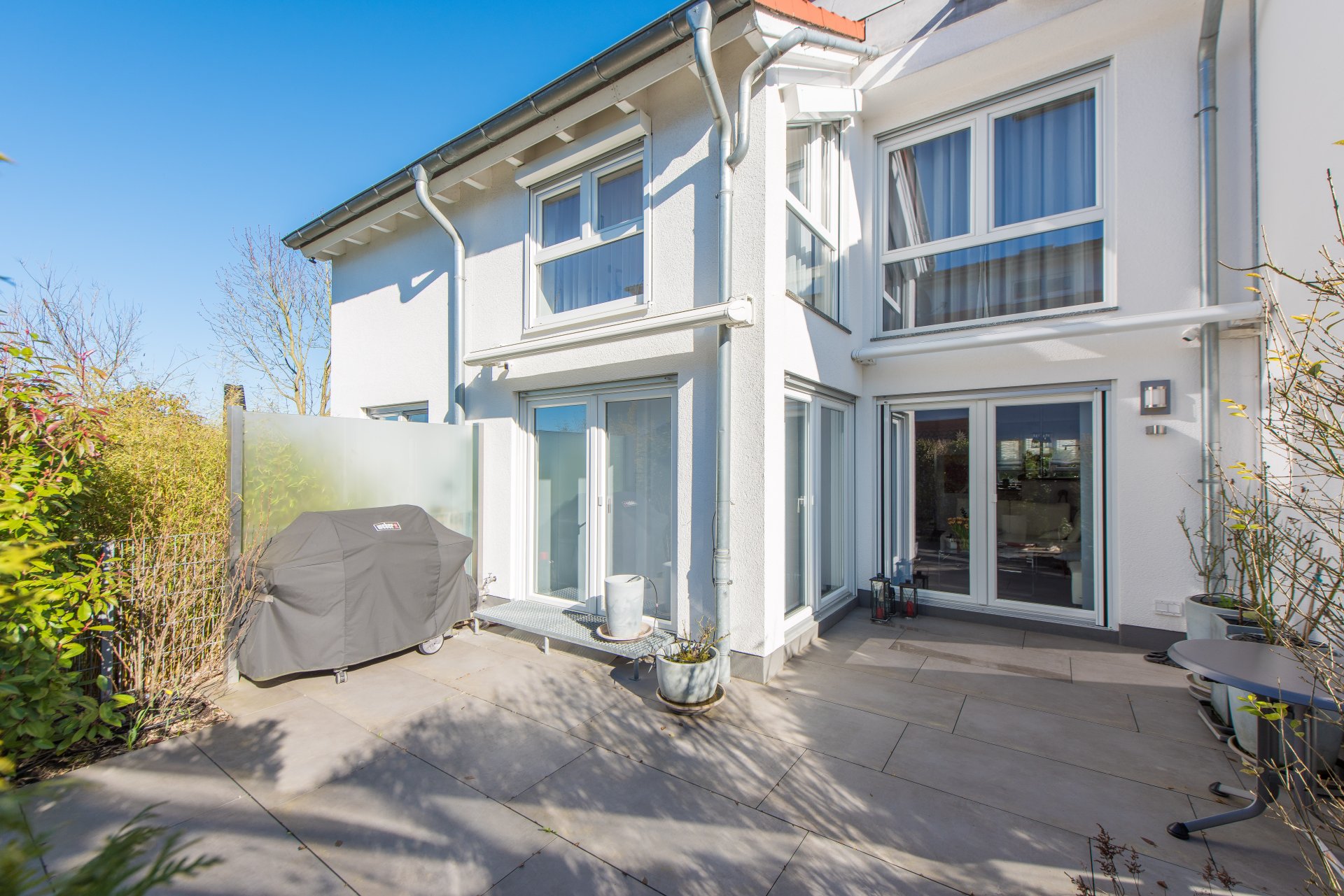 Erzhausen - Ultragepflegtes, modernes Reihenmittelhaus nahe am Feldrand