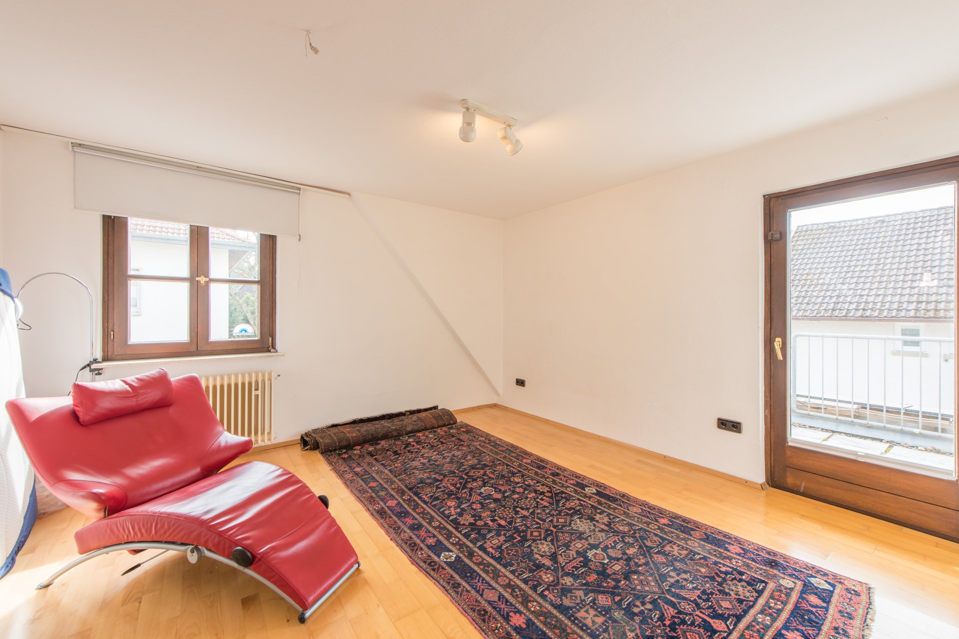 Elternzimmer mit Balkon - Oliver Reifferscheid - Immobilienmakler Darmstadt