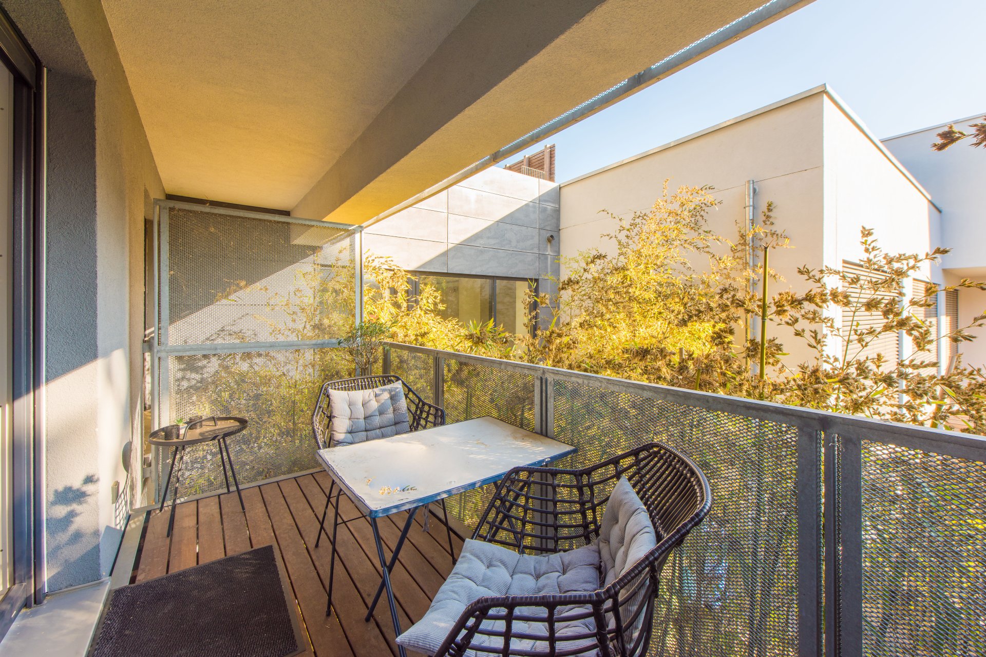 Geschützter Balkon - Oliver Reifferscheid - Immobilienmakler Darmstadt